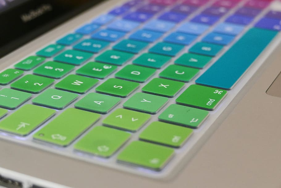 Mac, Tastatur, Apfel, Computer, Technologie, Büro, Arbeit, pc, Laptop, Notizbuch, Eingang, MacBook, Lancer, Netz, Job, kreativ, Werbung, Design, Nahansicht, Geschäft, Computer Tastatur, Kommunikation, Finanzen, Nummer, drinnen, Verbindung, keine Leute, Computerausrüstung, kabellose Technologie, grüne Farbe, Großunternehmen, Text, High Angle View, Industrie, Internet, Computerschlüssel, Wirtschaft, Tastenfeld, Druckknopf, 5K