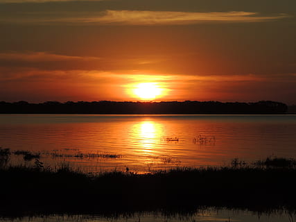 auringonlasku, sol, maisema, kauneus luonnossa, vesi, taivas, tyyneys, maisemat - luonto, oranssi väri, rauhallinen kohtaus, siluetti, heijastus, idyllinen, pilvi - taivas, luonto, ei ihmisiä, järvi, ei-kaupunkikuvia, ranta, ulkona, aurinko, romanttinen taivas, 4K, CC0, public domain, rojaltivapaa
