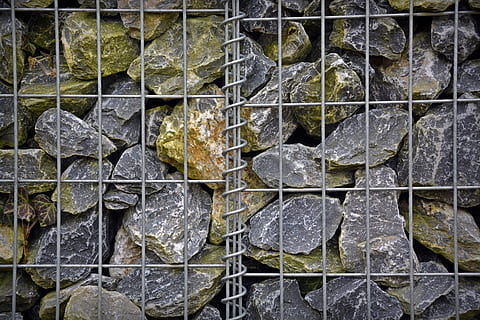 pedra, patró, naturalesa, textura, fons, marc complet, cap gent, dia, sòlid, primer pla, a l'aire lliure, funció de construcció de parets, full, forma, paret, material de pedra, aspre, pedra - objecte, planta, gris, paret de pedra, concret, fulles, 5K, CC0, domini públic, lliure de regalies