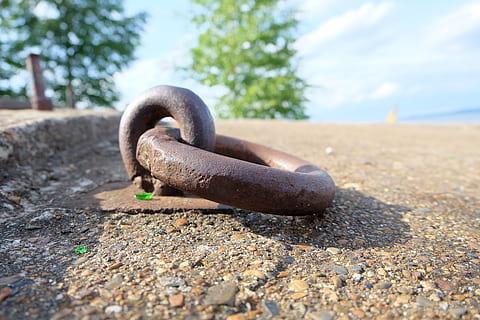 makro, rust, ring, mole, metal, mount, natur, tæt på, dag, ingen mennesker, jord, sollys, himmel, udendørs, fokus på forgrunden, rusten, strand, sand, selektiv fokusering, styrke, solid, skygge, tekstureret, stilleben, sky - himmel, 4K, CC0, offentligt domæne, royaltyfrie