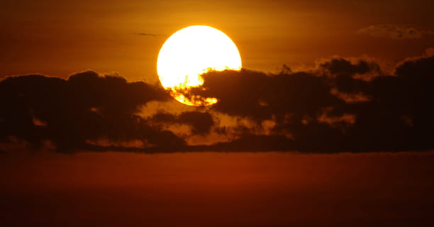 sunset, duck, sky, sun, cloud - sky, scenics - nature, beauty in nature, nature, sunlight, silhouette, circle, geometric shape, tranquility, shape, tranquil scene, environment, no people, dramatic sky, yellow, twilight, heat - temperature, outdoors, 4K, CC0, public domain, royalty free