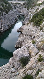 pont, el, diable, riu, rock, rock - object, sòlid, aigua, formació de roca, bellesa a la natura, cap gent, dia, naturalesa, terra, vista d’angle alt, tranquil·litat, escenics - natura, a l'aire lliure, geografia física, escena tranquil·la, penya-segat, geologia, erosionat, formació, 2K, CC0, domini públic, lliure de regalies