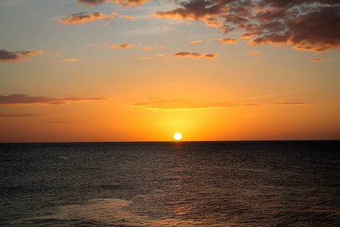 Mar, ocean, solnedgang, himmel, hav, vand, horisont over vand, horisont, scenics - natur, skønhed i naturen, orange farve, rolig scene, ro, sol, havnefronten, natur, sky - himmel, idyllisk, marinemaleri, ingen mennesker, dramatisk himmel, udendørs, romantisk himmel, 1080P, CC0, offentligt domæne, royaltyfrie