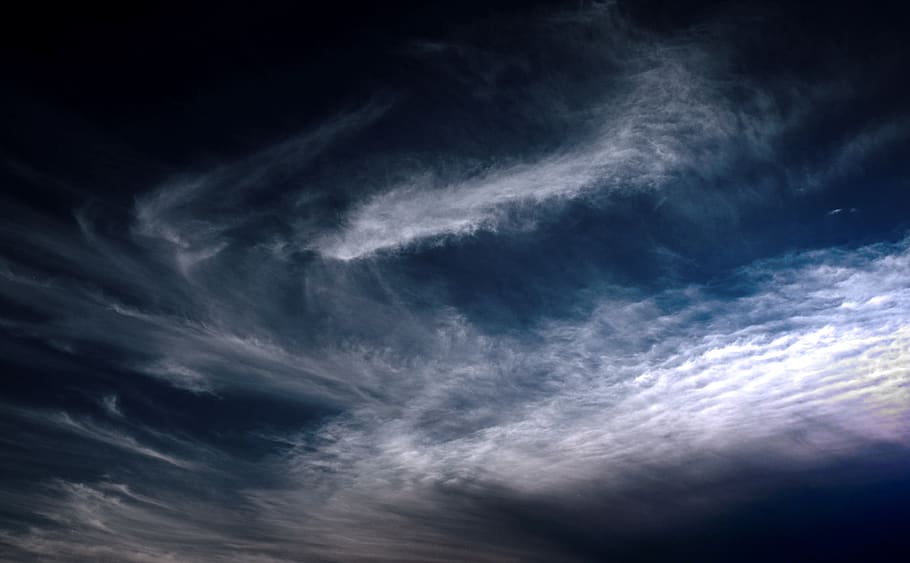 núvols, cel, fosc, núvol - cel, cel dramàtic, cloudscape, tempesta, bellesa a la natura, medi ambient, fons, núvol, naturalesa, cel malhumorat, escenics - natura, vent, meteorologia, atmosfera, cap gent, clima, a l'aire lliure, resum, Wispy, pluja, ominós, fons abstractes, poder a la natura, 4K
