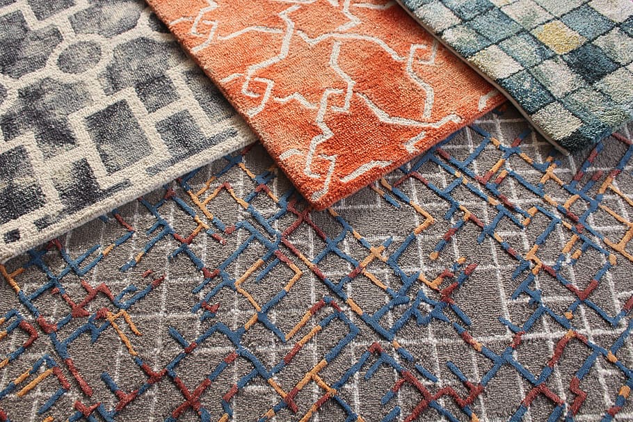 covor, textură, model, proiecta, podea, interior, drăguţ, text, nici o persoana, vedere în unghi mare, zi, comunicare, textil, western script, roșu, în aer liber, artă și sculptură, creativitate, pardoseală, stea forma, formă, multi colorate, a închide, ambarcațiune, majusculă, model floral, 5K