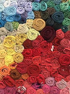 struttura, modello, sfondo, tessile, luminosa, fatto a mano, cotone, arte, sfondi, multicolore, fotogramma intero, grande gruppo di oggetti, scelta, preparativi, in vendita, variazione, Al dettaglio, nessuno, abbondanza, fiore, memorizzare, rosa, collezione, pianta fiorita, avvicinamento, ordine, esposizione al dettaglio, testa di fiore, 4K, CC0, dominio pubblico, privo di copyright