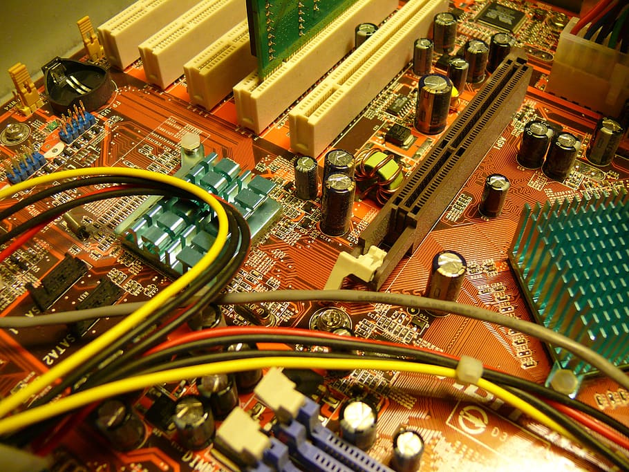 dades, ordinador, PC, processador, RAM, gigabytes, vista d’angle alt, cap gent, arquitectura, manera de transport, automòbil, cotxe, transport, estructura construïda, vehicle terrestre, connexió, ciutat, destinacions de viatge, tecnologia, viatjar, exterior de l'edifici, a l'aire lliure, vista aèria, luxe, modern, 2K