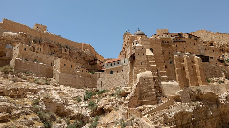pouštní klášter, klášter, mar saba, architektura, minulost, Dějiny, starověké, stavba, cestovní ruch, cestovat, nebe, stará zřícenina, exteriér budovy, čisté nebe, destinace, starověké civilizace, starý, Příroda, den, budova, zeď, nikdo, slunečního světla, venku, archeologie, zničil, 4K