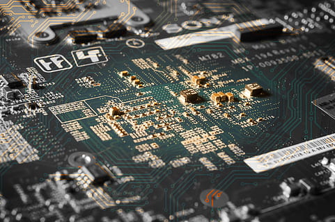 UPC, tarjeta madre, cadena de bloques, tecnología, hardware, procesador, computadora, circuito, sistema, digital, electrónica, electrónico, Internet, ordenador personal, software, desarrollo, comunicación, inalámbrico, conexión, Industria electrónica, Chip de computadora, placa de circuito, equipo de computadora, industria, parte de la computadora, nadie, complejidad, de cerca, antecedentes, fotograma completo, equipo, modelo, enfoque selectivo, vista de alto ángulo, adentro, equipo eléctrico, Componente eléctrico, 4K, CC0, dominio público, libre de derechos