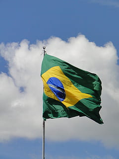 flag, brasilien, himmel, patriotisme, sky - himmel, lav vinkel visning, miljø, dag, natur, multi farvet, stolthed, vind, pol, vinke, udendørs, ingen mennesker, emotion, nationalt ikon, 2K, CC0, offentligt domæne, royaltyfrie