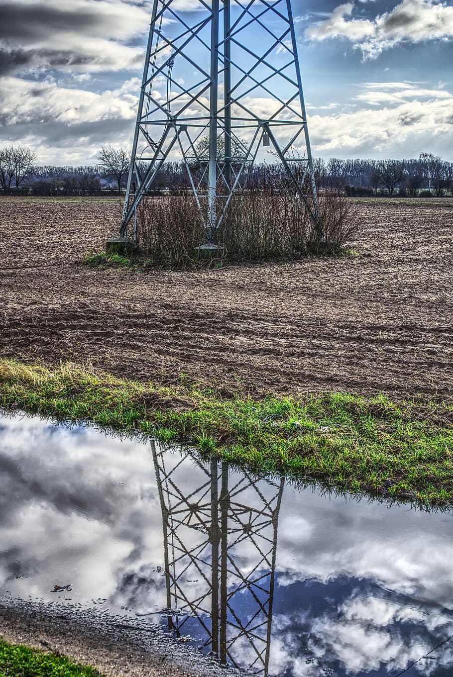 strommast, pozzanghera, mirroring, riflessione, pali di potenza, attuale, elettricità, linea elettrica, alta tensione, energia, linee elettriche, rafforzare, pilone, linee superiori, linea, Alimentazione elettrica, tecnologia, nuvole, fili, alberi, cielo, paesaggio, hdr, ampia gamma dinamica, contrasto, nuvola - cielo, acqua, natura, architettura, connessione, struttura costruita, pianta, campo, nessuno, metallo, giorno, all'aperto, combustibile e produzione di energia, Torre, terra, pilone dell'elettricità, 5K