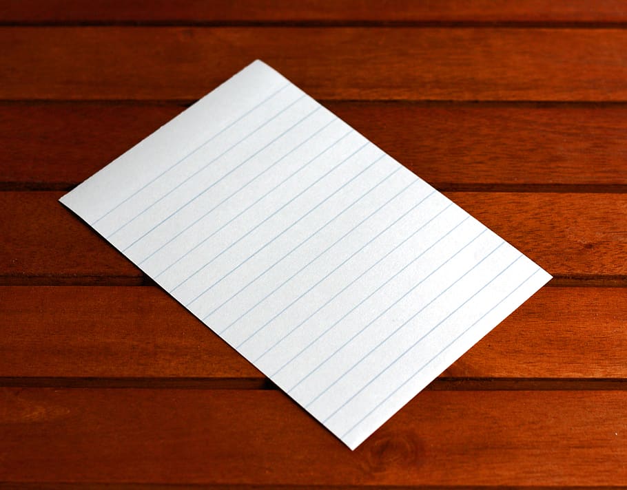 Bemærk, papir, klæbende noter, blank, besked, side, memo, pad, ark, kontor, brevpapir, stolpe, note papir, hvid farve, træ - materiale, kopiere plads, indendørs, enkelt objekt, enkelhed, bord, ingen mennesker, baggrunde, tæt på, tom, studio skud, mønster, note pad, direkte over, forretning, trækorn, møbel, sølvfarvet, 2K