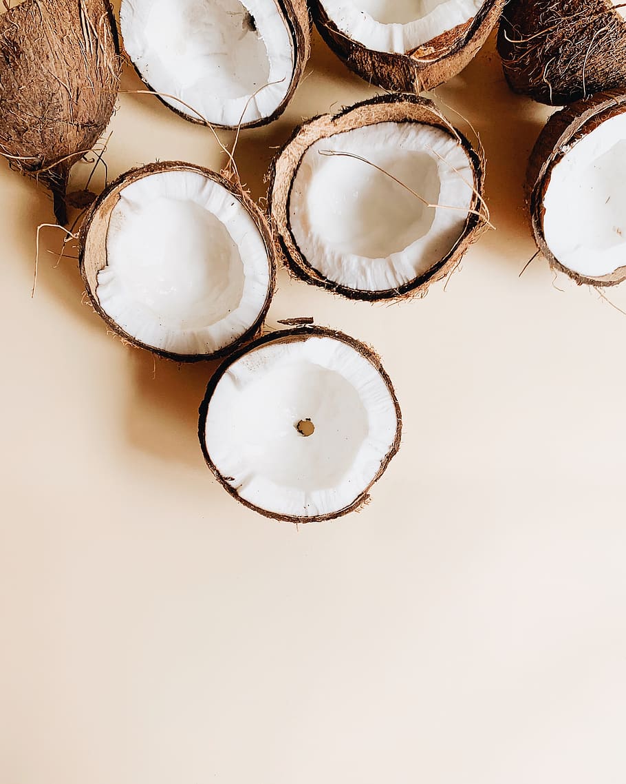 cocos, blanc, superfície, planta, menjar, nou, vegetals, fruita, coco, mercat, pa, pancake, arrel, gerds, rave, espècia, pastanaga, carret de compra, síndria, noguera, nabiu, produir, Magrana, a l'interior, menjar i beguda, benestar, natura morta, frescor, cap gent, grup d'objectes, Color blanc, tir de l'estudi, fons blanc, primer pla, taula, grup mitjà d'objectes, alimentació saludable, vista d’angle alt, còpia espai, material de fusta, 2K