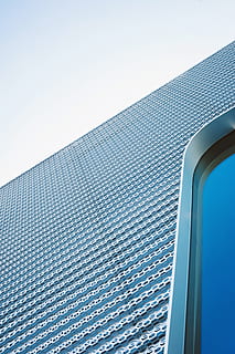 architecture, abstract, pattern, texture, exterior, window, reflection, cladding, metal, sky, building, audi, low angle view, clear sky, blue, day, building exterior, nature, no people, built structure, modern, copy space, sunlight, outdoors, office building exterior, tall - high, swimming pool, city, skyscraper, silver colored, directly below, 5K, CC0, public domain, royalty free