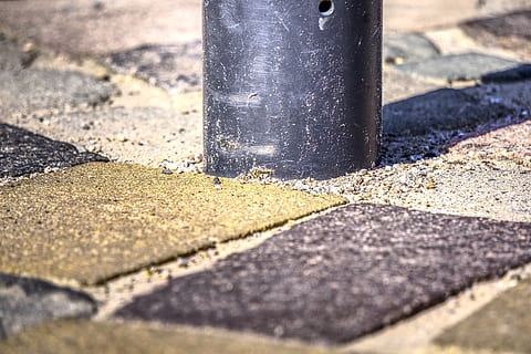 vzor, struktura, Pozadí, kámen, cihlový, beton, náplast, hof, fuga, barvitý, hdr, s vysokým dynamickým rozsahem, kontrast, textura, pošta, lucerna, slunečního světla, den, nikdo, detail, Příroda, venku, stín, kov, selektivní zaměření, pěšina, ulice, město, silnice, patník, Černá barva, přeprava, slunný, pól, asfalt, dělící čára, 5K, CC0, veřejná doména, bez autorských práv
