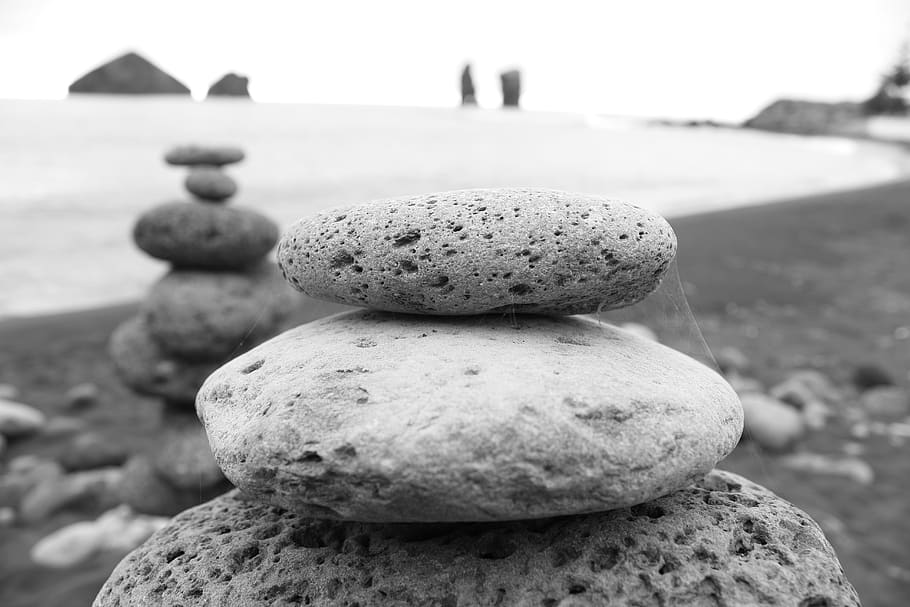 roques, paisatge, monestirs, marques, mar, rock, sòlid, centrar-se en primer pla, pila, rock - object, primer pla, cap gent, equilibri, pedra - objecte, naturalesa, pedra, còdols, dia, terra, com zen, platja, textura, tranquil·litat, cel, aigua, a l'aire lliure, 5K