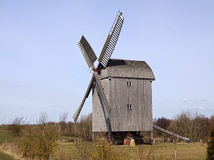väderkvarn, bruka, vind, kvarn, alternativ energi, förnybar energi, vindturbin, vindkraft, turbin, miljö, miljövård, bränsle och kraftproduktion, himmel, landa, traditionell väderkvarn, landskap, arkitektur, natur, fält, byggd struktur, växt, landsbygden scen, dag, gräs, utomhus, inget folk, 4K, CC0, offentligt domän, royaltyfria