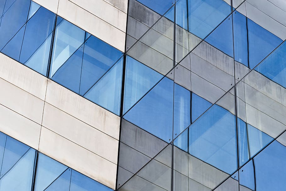 architettura, costruzione, infrastruttura, struttura costruita, esterno dell'edificio, vetro - materiale, riflessione, blu, edificio per uffici esterno, città, moderno, ufficio, giorno, Inquadratura dal basso, modello, fotogramma intero, nessuno, forma, design, sfondi, finestra, all'aperto, grattacielo, 4K