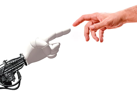 futur, Humain, robot, main, artificiel, fantaisie, main humaine, fond blanc, partie du corps humain, prise de vue en studio, à l'intérieur, espace de copie, fermer, coupé, la communication, doigt, doigt humain, partie du corps, en portant, La technologie, personnes, personne méconnaissable, culture artistique et divertissement, Activité de loisir, 4K, CC0, domaine public, libre de droits