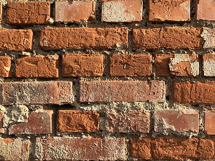 murstein, cube, vegg, stein, mørk, murverk, gammel, fast, ujevn, stoff, skitten, bygget struktur, murvegg, arkitektur, full ramme, veggbyggingsfunksjon, bakgrunn, ingen folk, strukturert, mønster, rød, dag, bygge eksteriør, utendørs, brun, nærbilde, gjentakelse, sollys, 2K, CC0, offentlig domene, opphavsrett gratis