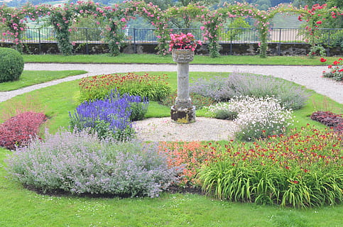 source, garden, flower, plant, flowering plant, ornamental garden, formal garden, nature, beauty in nature, growth, park, park - man made space, flowerbed, grass, front or back yard, landscaped, green color, no people, tree, lawn, freshness, springtime, pink color, garden path, outdoors, purple, hedge, 4K, CC0, public domain, royalty free