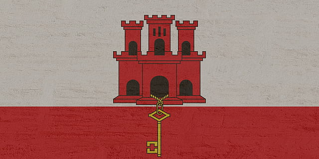Gibraltar, flag, rød, arkitektur, bygget struktur, murbygningsfunktion, bygning udvendig, ingen mennesker, meddelelse, dag, væg, udendørs, skilt, natur, historie, tekst, bygning, fortiden, rejsemål, bue, gammel, tæt på, 1080P, CC0, offentligt domæne, royaltyfrie