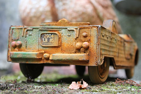 mehari, model, òxid, cotxe, rovellat, metall, dia, vell, primer pla, cap gent, centrar-se en primer pla, a l'aire lliure, resistent, transport, obsoleta, manera de transport, aixafar, deteriorament, abandonat, declivi, naturalesa, planta, roda, 5K, CC0, domini públic, lliure de regalies