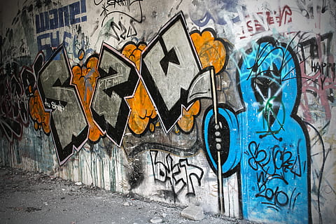 paret, grafit, de colors, graffiti, art i artesania, funció de construcció de parets, arquitectura, creativitat, multicolor, art de carrer, estructura construïda, cap gent, exterior de l'edifici, representació, dia, representació humana, text, pintura, ciutat, mural, semblança masculina, desordenat, 4K, CC0, domini públic, lliure de regalies