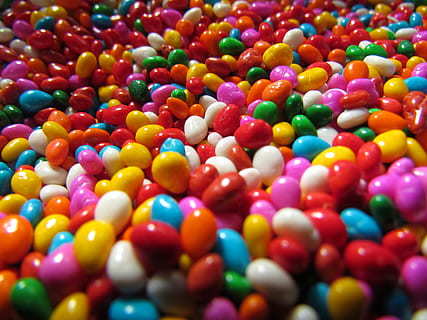 colores, duendecito, dulce, caramelo, multi color, gran grupo de objetos, comida dulce, abundancia, variación, fotograma completo, indulgencia, comida y bebida, comer poco saludable, elección, nadie, comida, tentación, naturaleza muerta, esfera, adentro, de cerca, antecedentes, 4K, CC0, dominio público, libre de derechos
