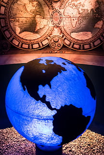 sferico, pianeta, universo, globo - Oggetto creato dall'uomo, sfera, blu, pianeta Terra, nessuno, viaggio, spazio, in casa, natura, destinazioni di viaggio, pianeta - spazio, architettura, turismo, carta geografica, geografia fisica, avvicinamento, storia, mappa del mondo, astronomia, comunicazioni globali, 4K, CC0, dominio pubblico, privo di copyright