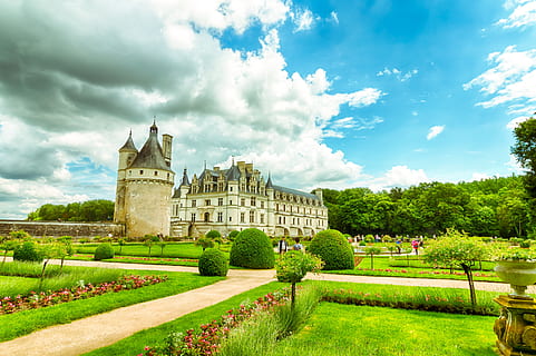 Wolke, Schloss, Himmel, Landschaft, Garten, Turm, wolke - himmel, Pflanze, die Architektur, Baum, gebaute Struktur, Gebäudehülle, Natur, Gras, formaler Garten, Reiseziele, Tag, Wachstum, Gebäude, die Vergangenheit, Geschichte, grüne Farbe, Tourismus, keine Leute, draußen, Hecke, Gartenweg, 5K, CC0, gemeinfrei, lizenzfrei
