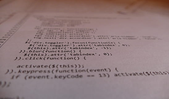 code, la programmation, La technologie, codage, Les données, javascript, html, numérique, conception, texte, la communication, papier, écriture occidentale, livre, fermer, personne, scénario, mise au point sélective, publication, document, page, éducation, écriture non occidentale, à l'intérieur, arrière-plans, écriture, Littérature, manuscrit, message, gouvernement, 5K, CC0, domaine public, libre de droits