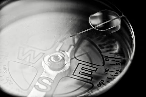 compass, direction, navigation, navigate, close-up, indoors, no people, high angle view, still life, selective focus, glass - material, food and drink, transparent, watch, time, instrument of measurement, technology, number, text, detail, clock, water, container, 5K, CC0, public domain, royalty free