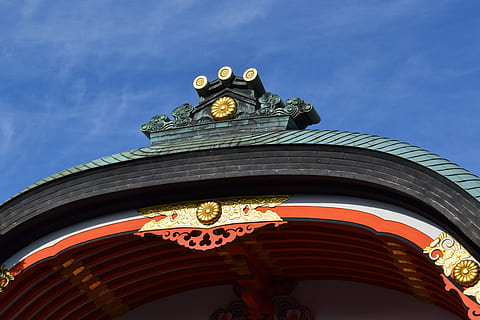 kyoto, αρχιτεκτονική, χαμηλή οπτική γωνία, ουρανός, εξωτερικό κτίριο, δομημένη δομή, χωρίς κόσμο, μπλε, φύση, Κτίριο, ημέρα, ιστορία, Το παρελθόν, πίστη, σε εξωτερικό χώρο, τόπος λατρείας, την τέχνη και τη βιοτεχνία, θρησκεία, καθαρός ουρανός, γλυπτική, στολισμένος, 5K, CC0, δημόσιος τομέαςα, χωρίς δικαιώματαe