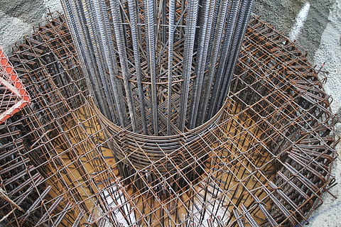sito di costruzione, costruzione, modello, pesca, vista dall'alto, industria ittica, nessuno, giorno, rete da pesca, metallo, all'aperto, corda, complessità, grande gruppo di oggetti, avvicinamento, pila, reticolato, sfondi, mezzi di trasporto, griglia, cestino, fotogramma intero, 5K, CC0, dominio pubblico, privo di copyright