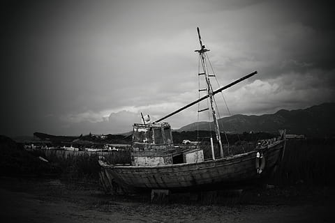 ship, the ship, the wreck of the, sky, nautical vessel, cloud - sky, transportation, mode of transportation, architecture, nature, water, no people, built structure, building exterior, day, land, outdoors, sailboat, mast, abandoned, 5K, CC0, public domain, royalty free