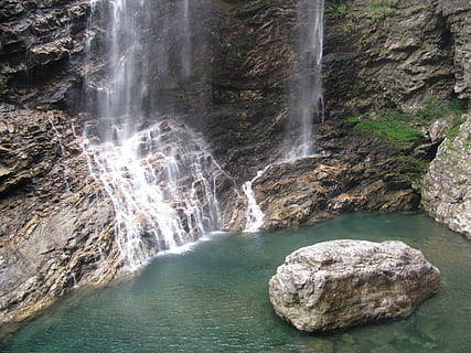 Lushan, des chutes, eau, dynamique et statique, Roche, rock - objet, paysages - nature, solide, beauté dans la nature, cascade, mouvement, longue exposition, personne, la nature, mouvement flou, formation rocheuse, terre, eau qui coule, journée, mer, scène non urbaine, en plein air, pouvoir dans la nature, écoulement, érodé, chute d'eau, forêt tropicale, 2K, CC0, domaine public, libre de droits