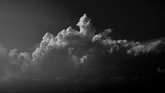 skyer, mørk, himmel, storm, cloudscape, overskyet, natur, cumulus, dramatisk, sort himmel, meteorologi, atmosfære, vejr, sky - himmel, skønhed i naturen, ingen mennesker, scenics - natur, lav vinkel visning, ro, udendørs, dag, rolig scene, kopiere plads, baggrunde, dramatisk himmel, storm sky, miljø, ildevarslende, 5K, CC0, offentligt domæne, royaltyfrie