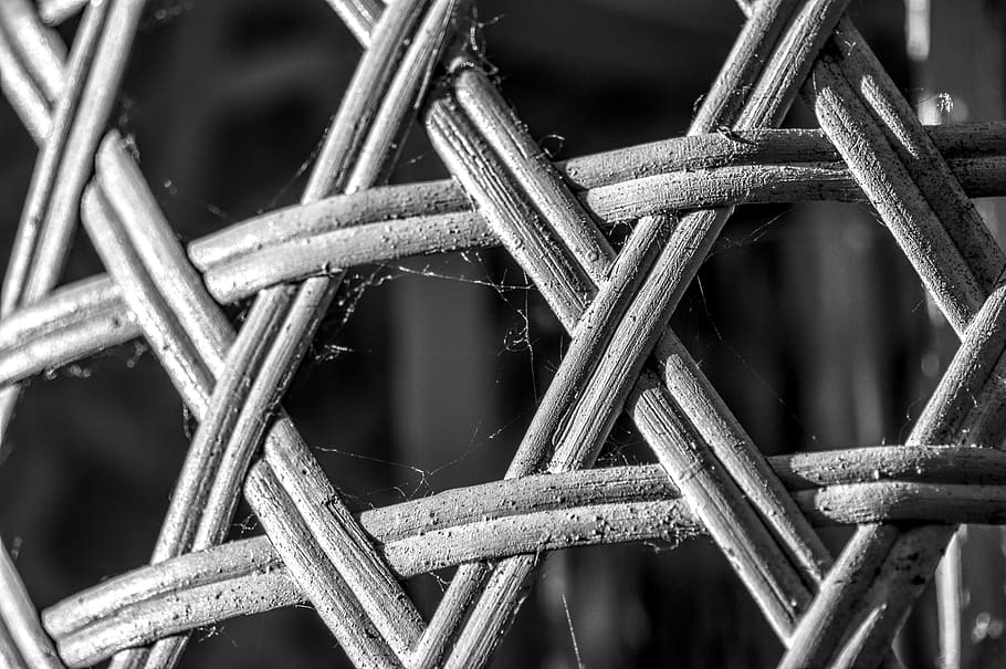 estructura, quadrícula, teixit, fons, patró, textura, macro, primer pla, decoració, cistella, vímet, teixir, negre blanc, blanc i negre, negre, blanc, hdr, rang dinàmic alt, contrast, cap gent, metall, marc complet, centrar-se en primer pla, dia, a l'aire lliure, enfocament selectiu, natura morta, connexió, límit, naturalesa, tanca, llum solar, seguretat, barrera, 5K