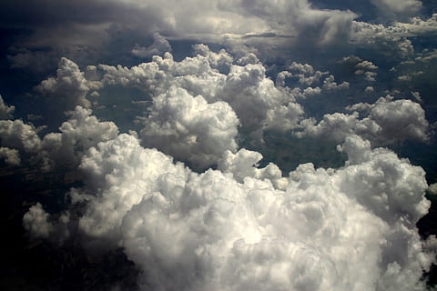 taivas, pilvi, korkeus, kone, valkoinen, pörröinen, ilmakehä, maisema, pilvi - taivas, kauneus luonnossa, maisemat - luonto, tyyneys, luonto, ei ihmisiä, rauhallinen kohtaus, cloudscape, taustat, ulkona, päivä, idyllinen, pilvinen, valkoinen väri, ilmapiiri, myrskypilvi, dramaattinen taivas, pehmeys, pahaenteinen, meteorologia, edellä, 5K, CC0, public domain, rojaltivapaa