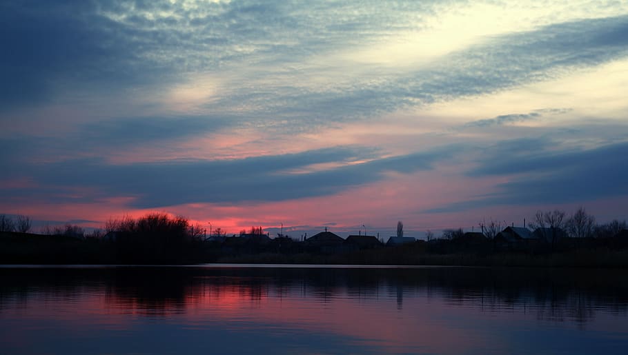 solnedgang, aften shore, himmel, sky - himmel, skønhed i naturen, vand, scenics - natur, sø, afspejling, ro, træ, natur, havnefronten, rolig scene, silhuet, ingen mennesker, plante, idyllisk, udendørs, ikke-urbane scene, 5K