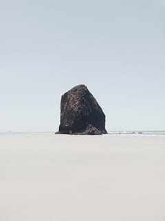 grau, Rock, Strand, Land, draußen, Natur, Ozean, Wasser, Meer, Küstenlinie, Küste, Insel, Clatsop County, Vereinigte Staaten, 81303 Oregon Coast Highway, Vorgebirge, Leben im Meer, Tier, Riff, Cliff, Landschaft, Holz, Himmel, Rock - Objekt, Schönheit in der Natur, Felsformation, ruhige Szene, solide, Ruhe, Szenen - Natur, klarer Himmel, keine Leute, kopieren sie platz, Tag, idyllisch, Horizont über Wasser, Gestein stapeln, 4K, CC0, gemeinfrei, lizenzfrei