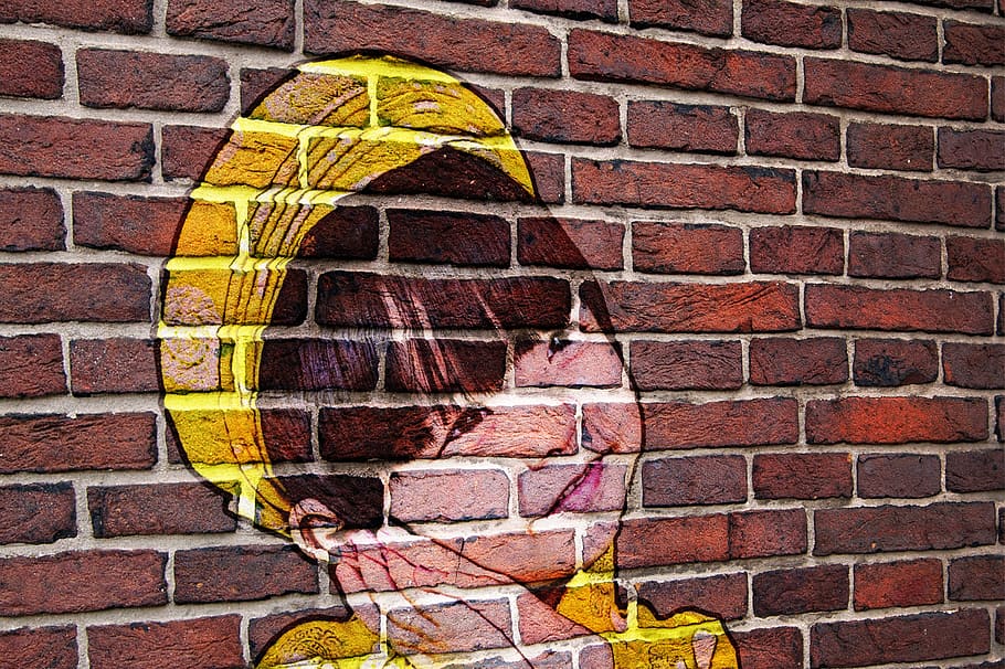 maó, paret, pedra, patró, concret, maons, disseny gràfic, noia, noi, nena petita, asiàtic, noi asiàtic, pintura de maons, graffiti, paret de maó, funció de construcció de parets, arquitectura, cap gent, estructura construïda, groc, dia, creativitat, primer pla, art i artesania, textura, a l'aire lliure, multicolor, forma geomètrica, forma, exterior de l'edifici, mural, 5K