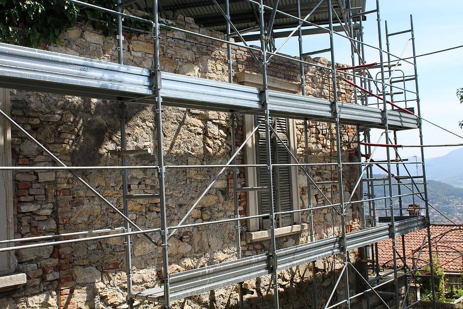 bastides, reestructurar, reestructuració, edifici, renovació, maçoneria, arquitectura, estructura construïda, metall, dia, cap gent, aigua, barana, a l'aire lliure, indústria, naturalesa, transport, transport per ferrocarril, mar, exterior de l'edifici, vell, seguretat, protecció, cel, abandonat, pista, deteriorament, 5K
