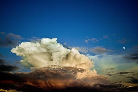 dramàtica, núvol, cel, trons, tempesta, apropant-se, massiu, gran, temps, meteorologia, naturalesa, cloudscape, tontor, cumulonimbus, núvol - cel, blau, medi ambient, cap gent, bellesa a la natura, escenics - natura, a l'aire lliure, còpia espai, fum - estructura física, dia, vent, escena tranquil·la, tranquil·litat, fons, atmosfera, cel dramàtic, poder, poder a la natura, 4K, CC0, domini públic, lliure de regalies