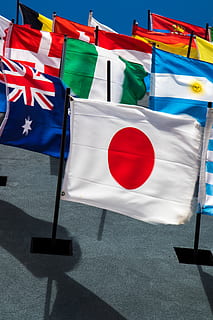 forskellige flag, flag, oppustelige, nation, japan, Land, stol, møbel, emblem, national, stolthed, flyvende, patriot, asfalt, taske, banderas, patriotisme, symbol, emotion, frihed, uafhængighed, ingen mennesker, symbolik, form, nationalt ikon, dag, stjerne form, stribet, høj vinkel visning, udendørs, multi farvet, rød, regering, 5K, CC0, offentligt domæne, royaltyfrie